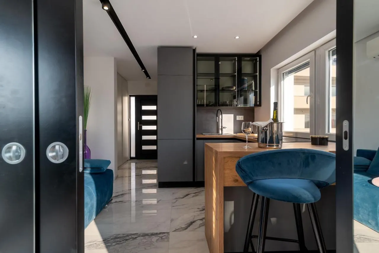 Apartments Aldo Trogir