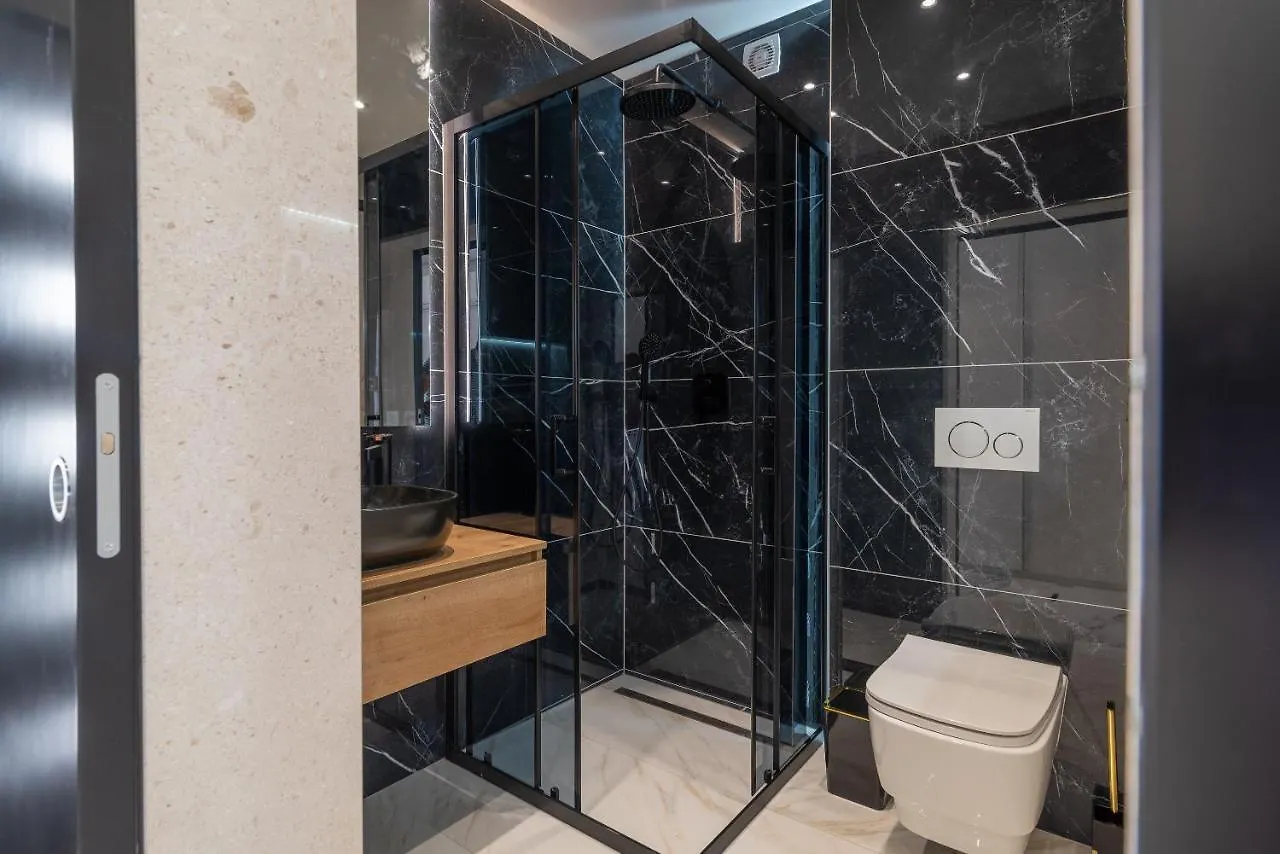 Apartments Aldo Trogir